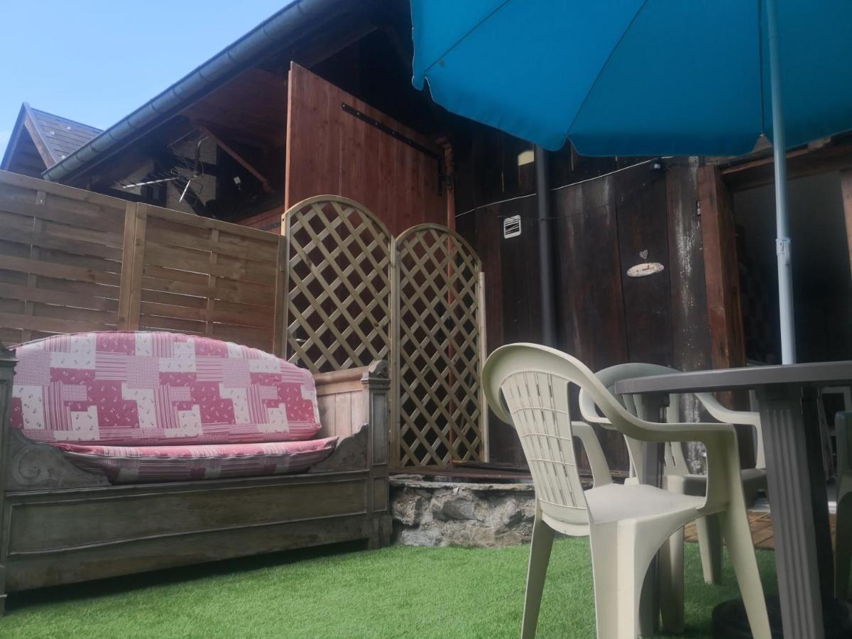 L'Oree Des Bornes-Appartement Avec Piscine Évires Dış mekan fotoğraf